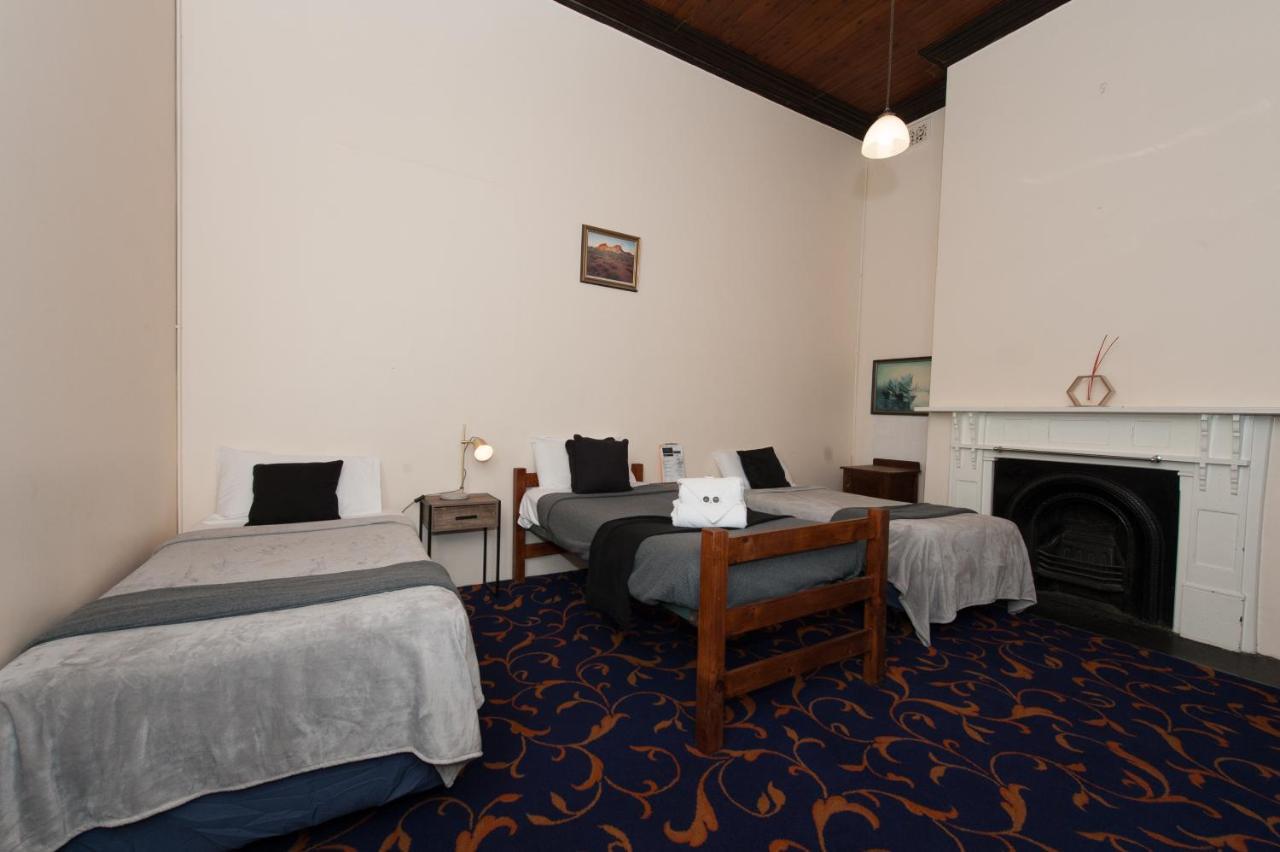 Riverina Hotel Holbrook Kültér fotó